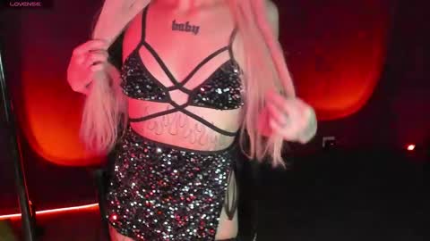 Snapshot of ashmila chatting on 09-29-25, 07:46 Mila online show from 09-29-25, 07:46