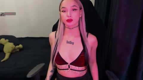 Snapshot of ashmila chatting on 02-18-26, 05:14 Mila online show from 02-18-26, 05:14