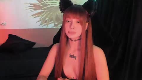 Snapshot of ashmila chatting on 06-25-26, 05:07 Mila online show from 06-25-26, 05:07