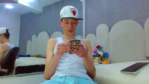 Snapshot of ashton_myers15 chatting on 08-02-26, 02:54 ashton_myers15 online show from 08-02-26, 02:54