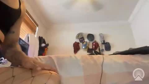 Snapshot of asialatin_xxx chatting on 09-10-25, 12:32 Asialatin xxx online show from 09-10-25, 12:32