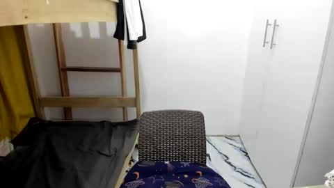 Snapshot of asian_ashxxx chatting on 06-07-26, 12:42 ashxxxxx online show from 06-07-26, 12:42