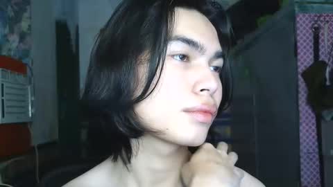 asian_babyboi online show from 04-23-26, 01:57