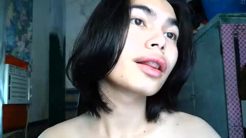 Snapshot of asian_babyboi chatting on 06-06-26, 01:11 asian_babyboi online show from 06-06-26, 01:11