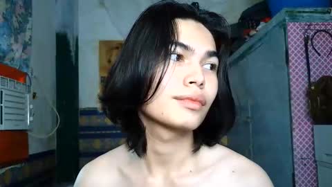 Snapshot of asian_babyboi chatting on 06-09-26, 06:36 asian_babyboi online show from 06-09-26, 06:36