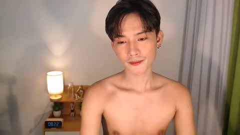 Snapshot of asian_cutiebaexx chatting on 05-06-26, 12:19 Pat online show from 05-06-26, 12:19