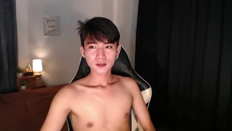 Snapshot of asian_cutiebaexx chatting on 07-28-26, 09:47 Pat online show from 07-28-26, 09:47