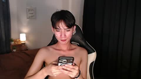 Snapshot of asian_cutiebaexx chatting on 07-30-26, 04:11 Pat online show from 07-30-26, 04:11