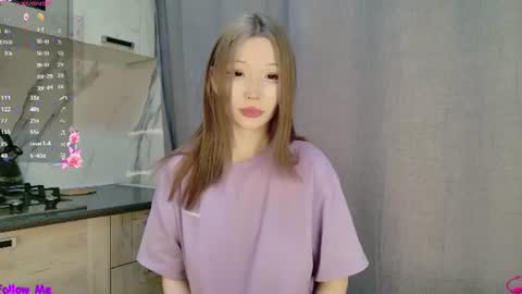 Snapshot of asian_euphoria chatting on 06-17-26, 01:45 Dju online show from 06-17-26, 01:45