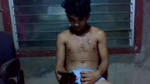 Snapshot of asian_hunk_moreno chatting on 08-04-26, 05:26 Yuri online show from 08-04-26, 05:26