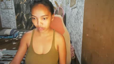 Snapshot of asian_janeth chatting on 02-18-26, 10:50 im janeth single mom online show from 02-18-26, 10:50