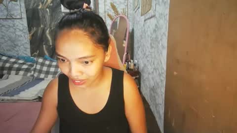 Snapshot of asian_janeth chatting on 03-01-26, 10:23 im janeth single mom online show from 03-01-26, 10:23