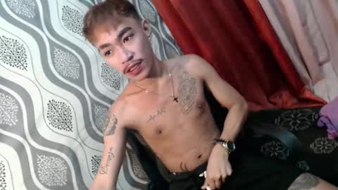 Snapshot of asian_kimxxx chatting on 12-28-24, 01:18 don online show from 12-28-24, 01:18