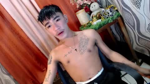 Snapshot of asian_kimxxx chatting on 01-12-25, 02:56 don online show from 01-12-25, 02:56