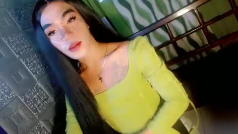 Snapshot of asian_kimxxx chatting on 01-26-25, 09:40 don online show from 01-26-25, 09:40