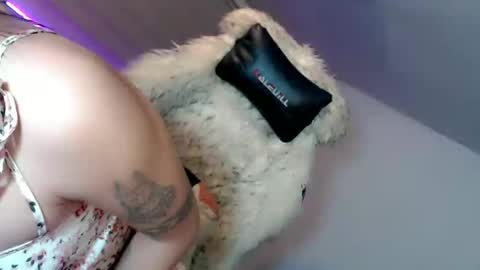 Snapshot of asian_loloera chatting on 01-12-25, 03:25 Rhea online show from 01-12-25, 03:25