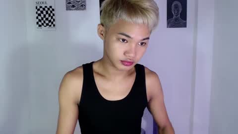 asian_lover05 online show from 07-20-26, 08:22