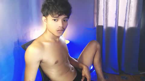 Snapshot of asian_mjxx chatting on 05-07-26, 07:25 cCALL ME MJ online show from 05-07-26, 07:25