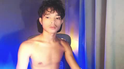 Snapshot of asian_mjxx chatting on 05-16-26, 11:31 cCALL ME MJ online show from 05-16-26, 11:31