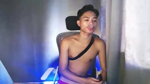 Snapshot of asian_mjxx chatting on 05-29-26, 06:33 cCALL ME MJ online show from 05-29-26, 06:33