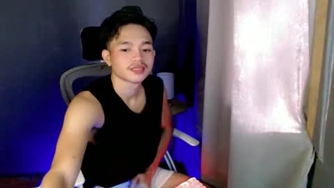 Snapshot of asian_mjxx chatting on 06-06-26, 07:13 cCALL ME MJ online show from 06-06-26, 07:13