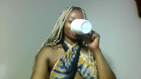 Asia online show from 12-21-25, 07:48