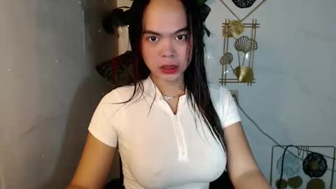 asian_pretty143 online show from 04-01-26, 11:22