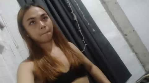 Snapshot of asian_reyshell chatting on 01-07-25, 10:01 Reyshell online show from 01-07-25, 10:01