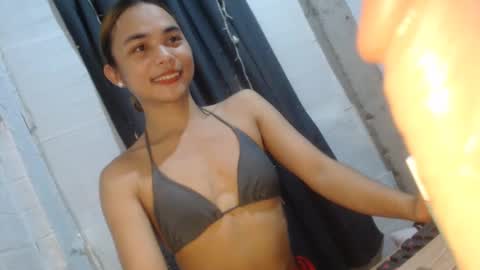 Snapshot of asian_reyshell chatting on 01-16-25, 05:21 Reyshell online show from 01-16-25, 05:21