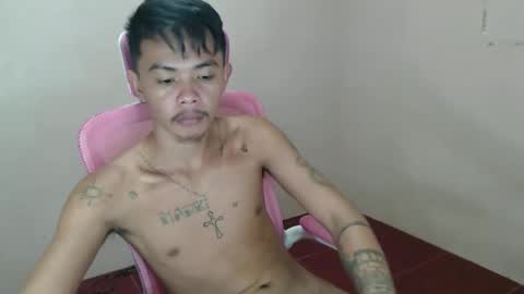 Snapshot of asian_utogxxx chatting on 02-15-26, 08:16 angello abayon online show from 02-15-26, 08:16