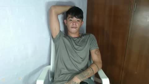 Snapshot of asian_utogxxx chatting on 02-27-26, 04:29 angello abayon online show from 02-27-26, 04:29
