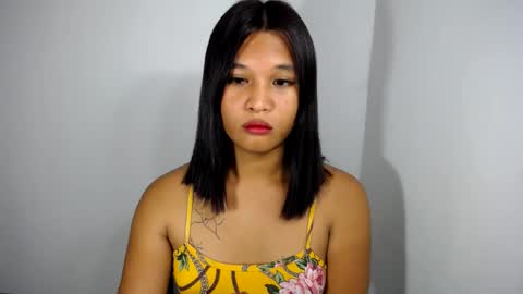 Snapshot of asian_yannie chatting on 06-14-26, 02:24 Yan online show from 06-14-26, 02:24