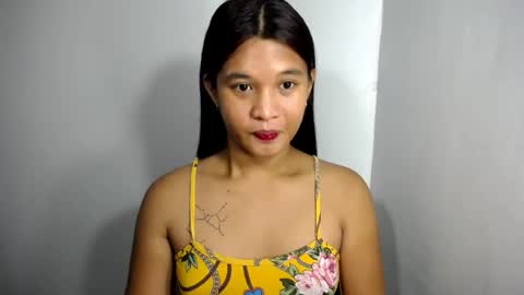 Snapshot of asian_yannie chatting on 06-26-26, 12:31 Yan online show from 06-26-26, 12:31