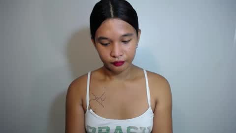 Snapshot of asian_yannie chatting on 06-27-26, 08:14 Yan online show from 06-27-26, 08:14