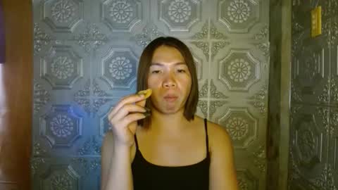 Snapshot of asian_zumi chatting on 11-18-25, 01:48 asian_zumi online show from 11-18-25, 01:48