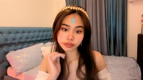 Snapshot of asianbabecandy chatting on 01-17-25, 06:26 candy online show from 01-17-25, 06:26