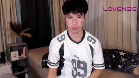 Snapshot of asiancum_peter chatting on 06-13-26, 02:09 asiancum_peter online show from 06-13-26, 02:09