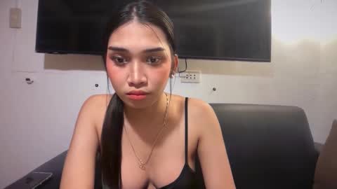 Snapshot of asiancutiehunk chatting on 10-13-25, 08:14 asiancutiehunk online show from 10-13-25, 08:14