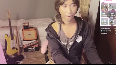 Emi online show from 12-27-24, 03:04