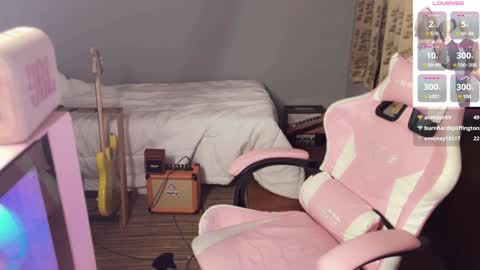 Emi online show from 01-15-25, 04:21