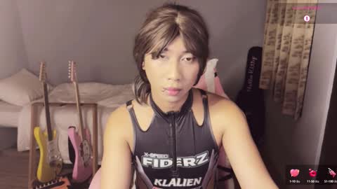 Emi online show from 02-25-25, 04:31