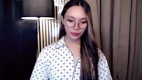 Snapshot of asianhottiesttamira chatting on 10-05-25, 12:14 HI IM TAMIRA LOOKING FOR SERIOUS RELATIONSHIP online show from 10-05-25, 12:14