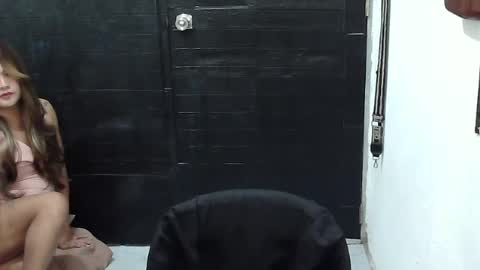 Snapshot of asianhugecockivory chatting on 07-21-26, 04:48 IVORY online show from 07-21-26, 04:48