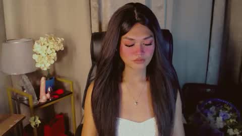 Snapshot of asiankianna chatting on 02-07-26, 12:09 Kianna online show from 02-07-26, 12:09