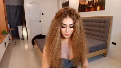 Snapshot of asiannaughtyerika chatting on 12-07-24, 09:17 ERIKA 3 online show from 12-07-24, 09:17