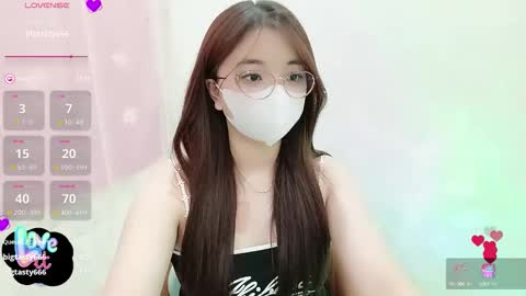 asianniky online show from 10-17-25, 12:36