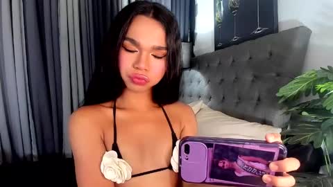 Snapshot of asianpetiteprincess chatting on 05-19-26, 10:43 asianpetiteprincess online show from 05-19-26, 10:43