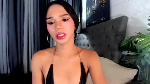 Snapshot of asianpetiteprincess chatting on 06-07-26, 11:25 asianpetiteprincess online show from 06-07-26, 11:25