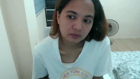 Snapshot of asianprettymay chatting on 03-19-26, 04:11 asianprettymay online show from 03-19-26, 04:11