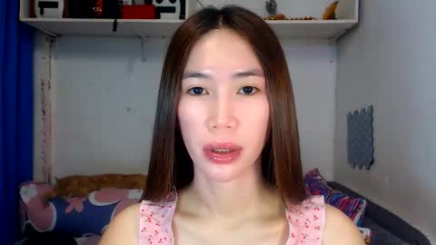 J A D E online show from 05-27-26, 09:17